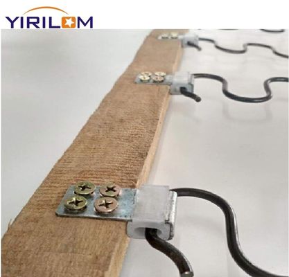 半プラスチックカバー付きソファ製作用 4ホールスプリングクリップを亜鉛で覆い