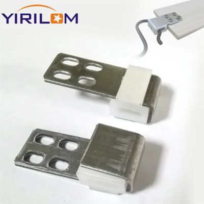 卸売価格カスタム4穴スプリングソファクリップハードウェアアクセサリー